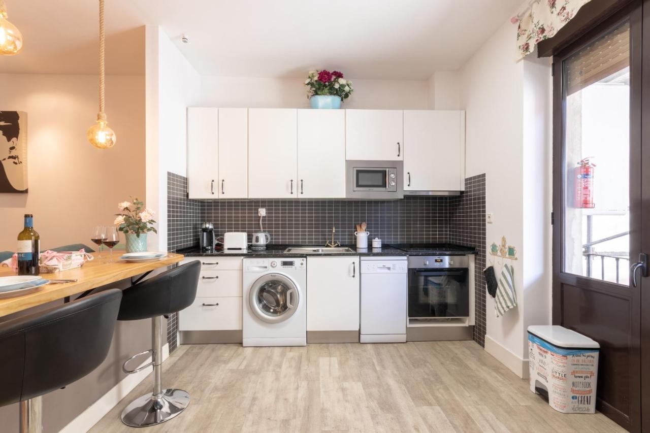 Apartment Between Old Town & Guggenheim!! Private Parking 毕尔巴鄂 外观 照片