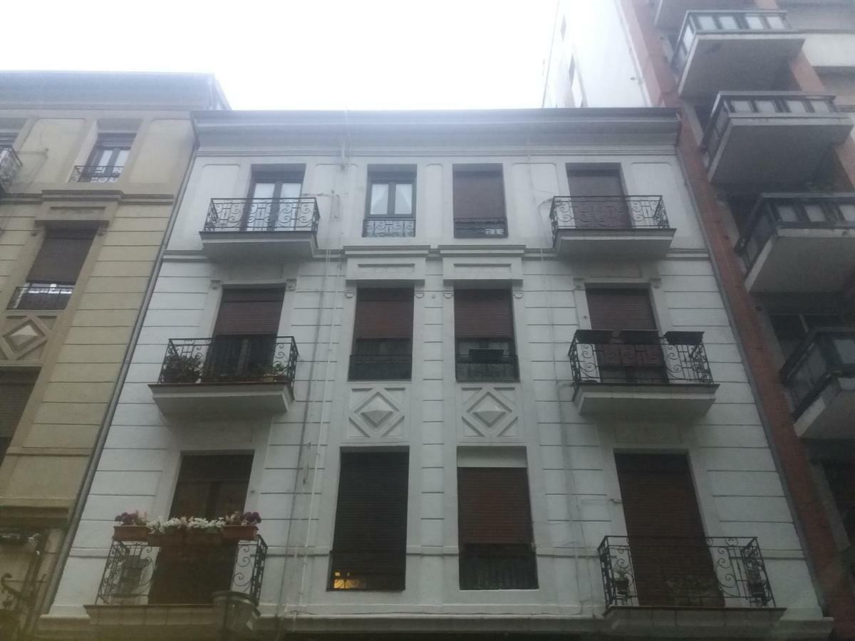 Apartment Between Old Town & Guggenheim!! Private Parking 毕尔巴鄂 外观 照片